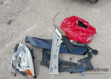 2014 Chevrolet Equinox Ls z USA, uszkodzony, nr VIN 1GNALAEK6EZ122271